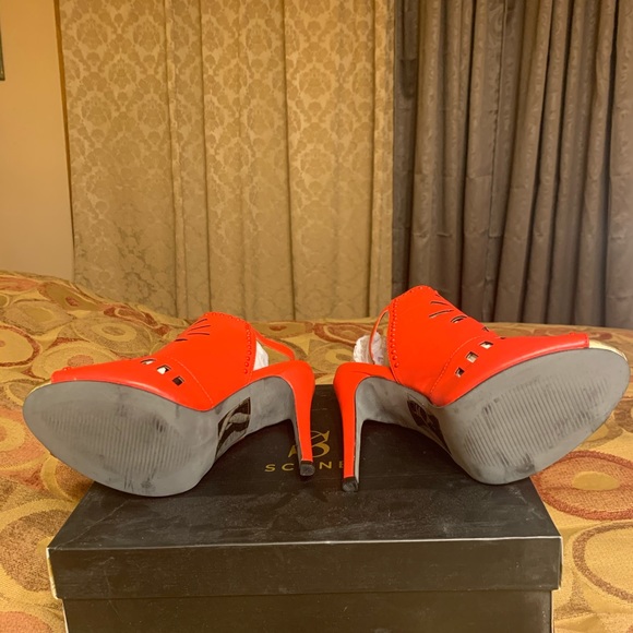 Scene by ShoeDazzle heels (Elani) - Picture 4 of 5